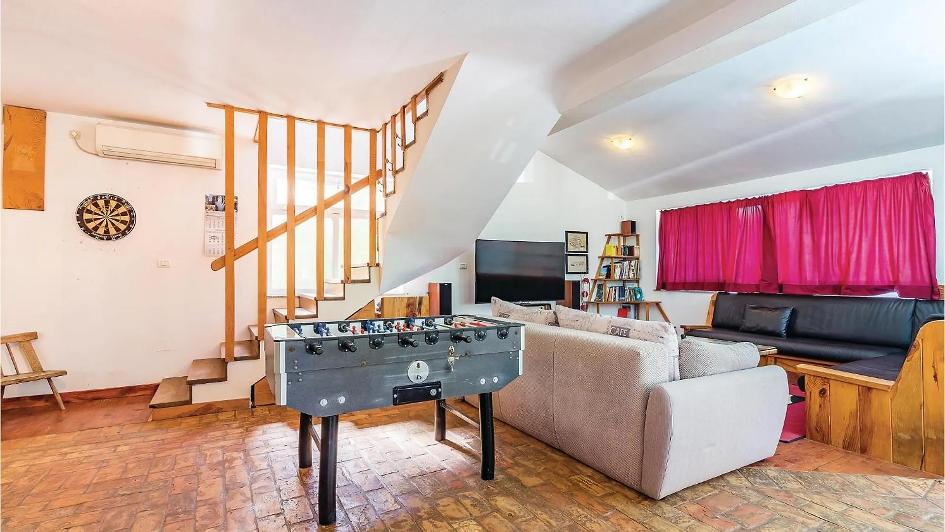 Lovely Home In Liznjan With Kitchen 0*,