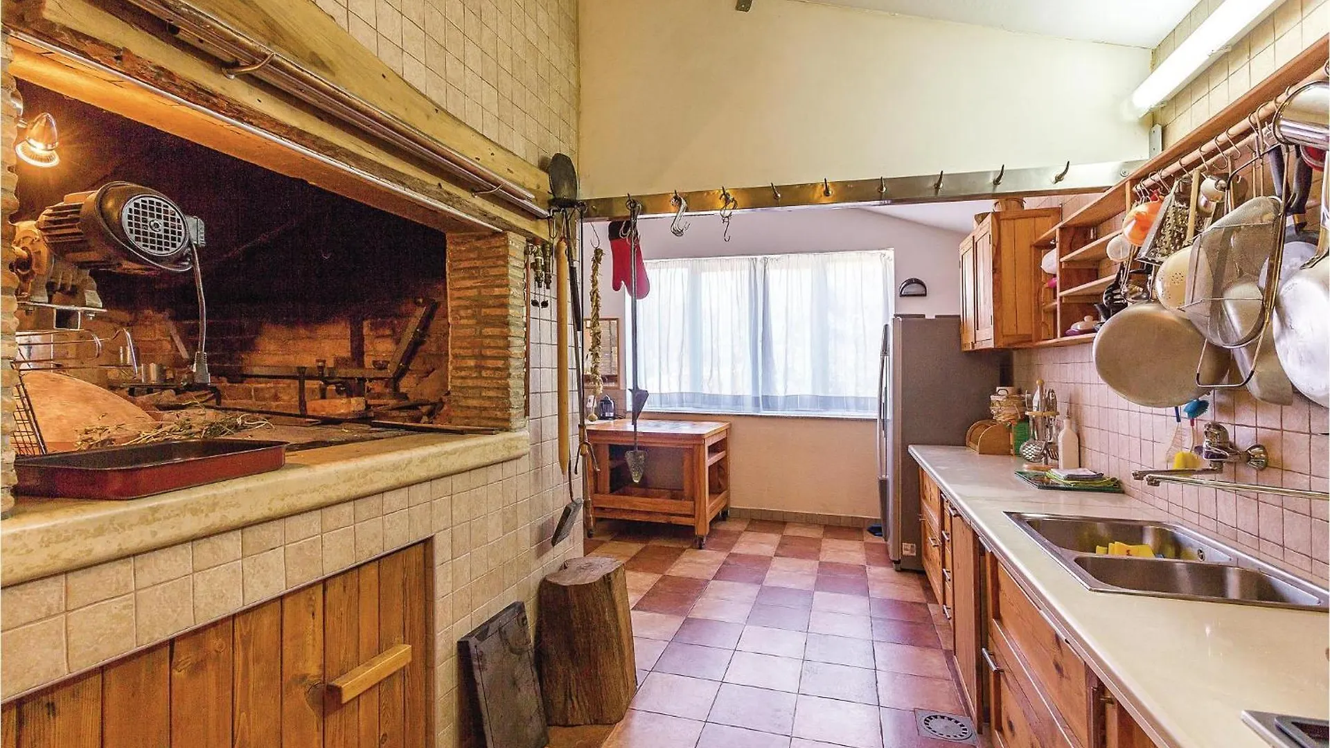 Holiday home Lovely Home In Liznjan With Kitchen